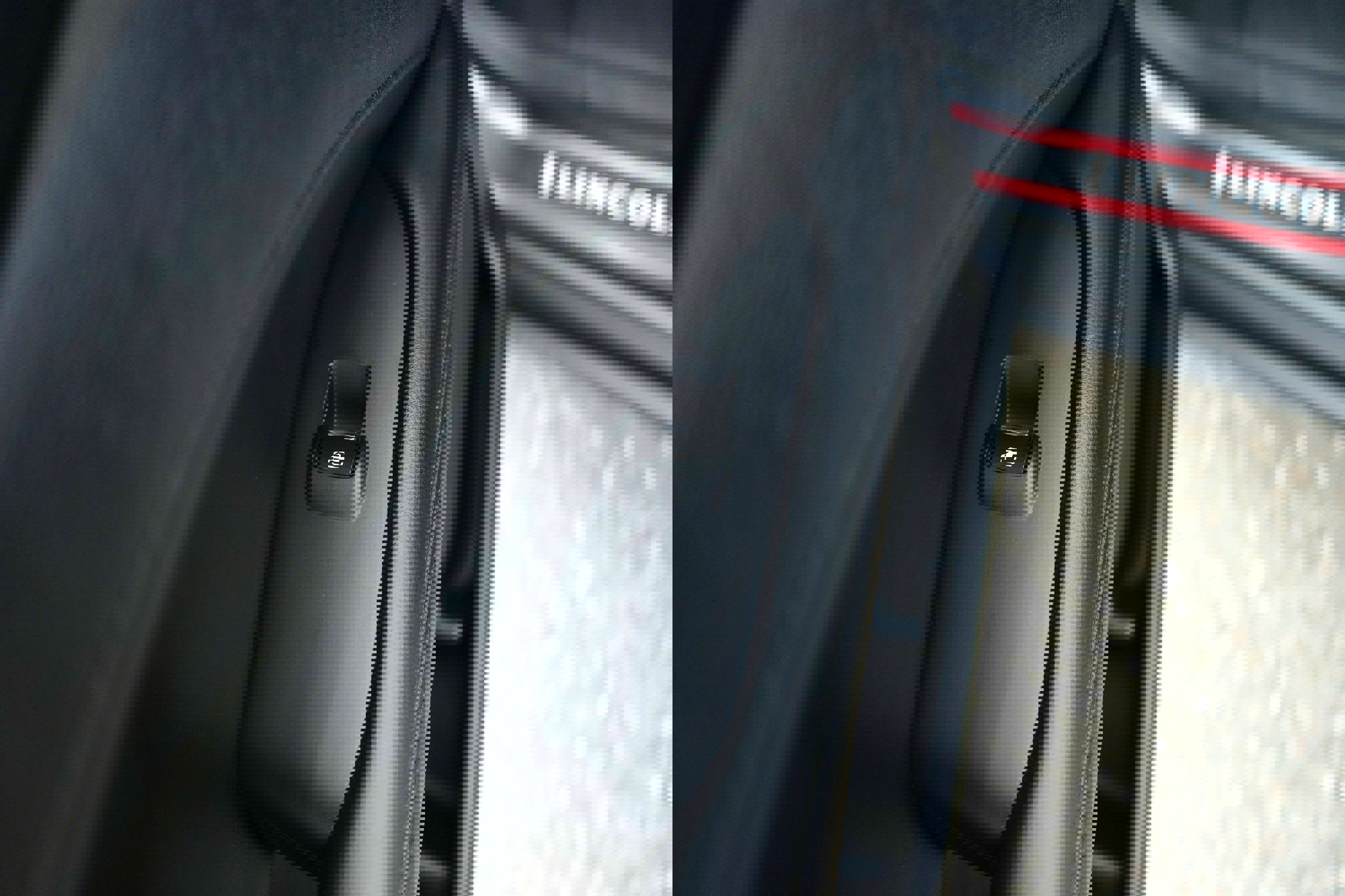 Used 2017 Lincoln MKZ Reserve FWD image 31