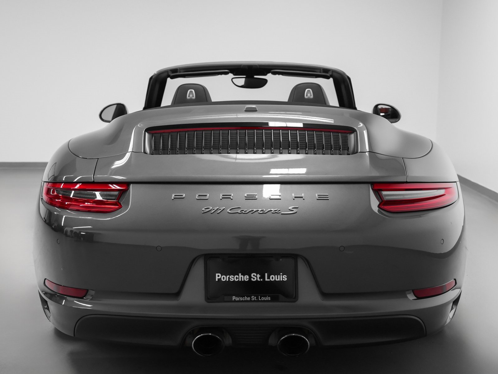 Used 2017 Porsche 911 Carrera S image 12