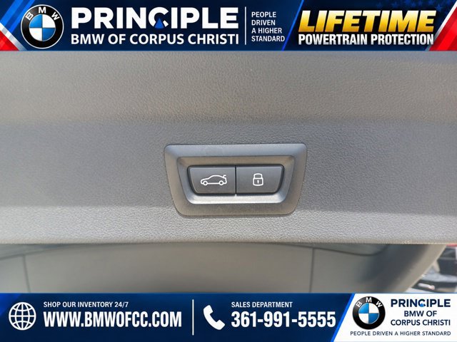 Used 2024 BMW X3 sDrive30i w/ M Sport Package RWD image 11