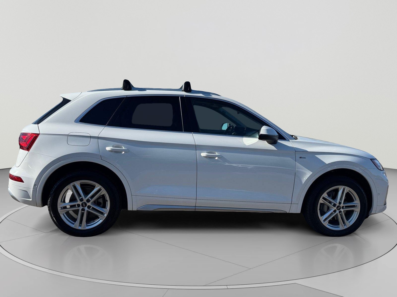 Used 2021 Audi Q5 e Prestige w/ Prestige Package AWD/4WD image 6