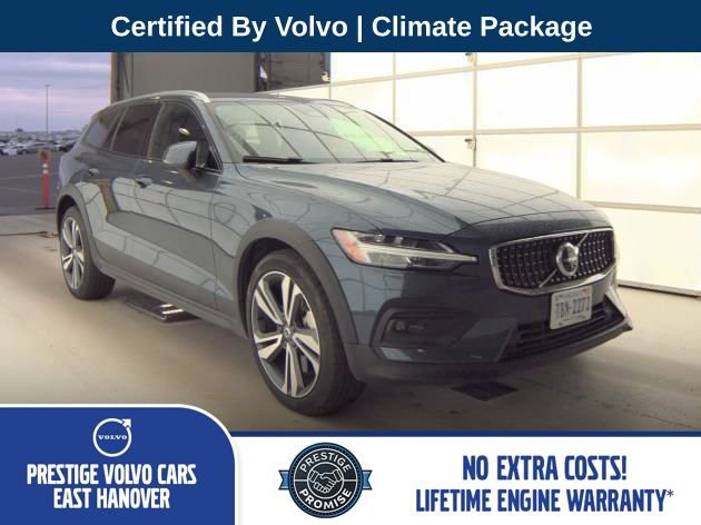 Used 2025 Volvo V60 B5 Cross Country Plus