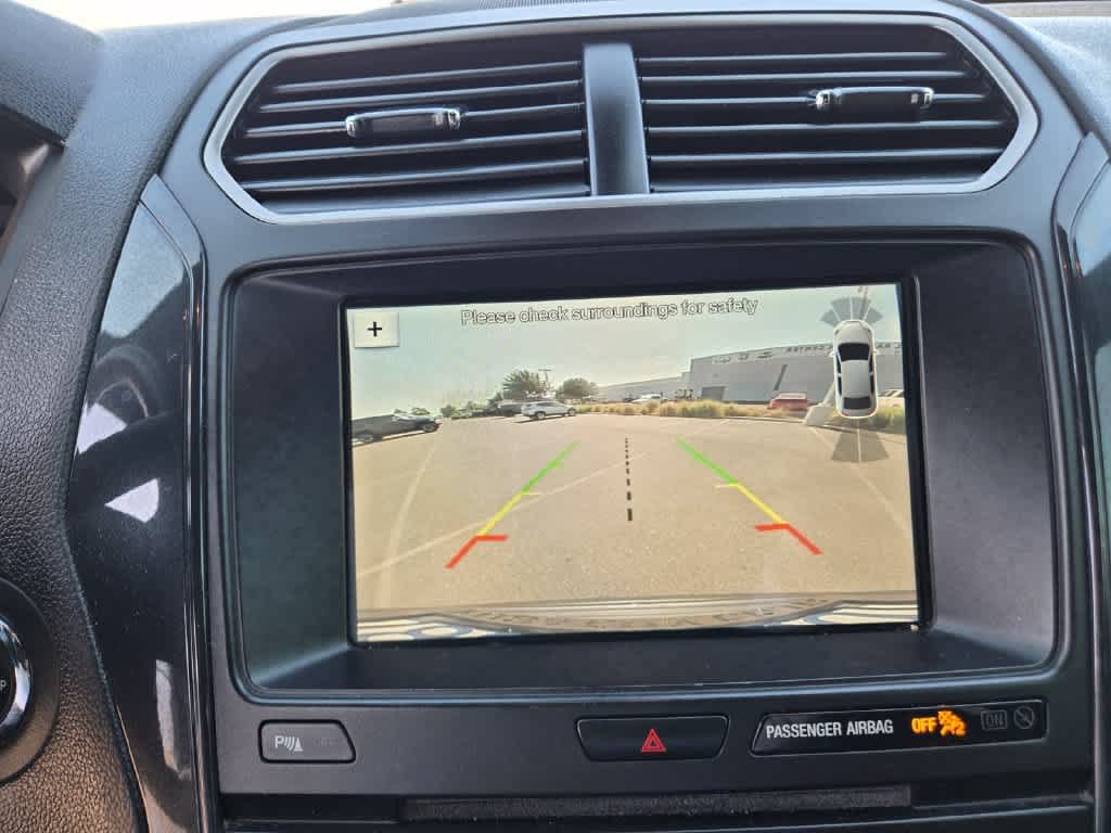 Used 2018 Ford Explorer XLT w/ Equipment Group 202A AWD/4WD image 11