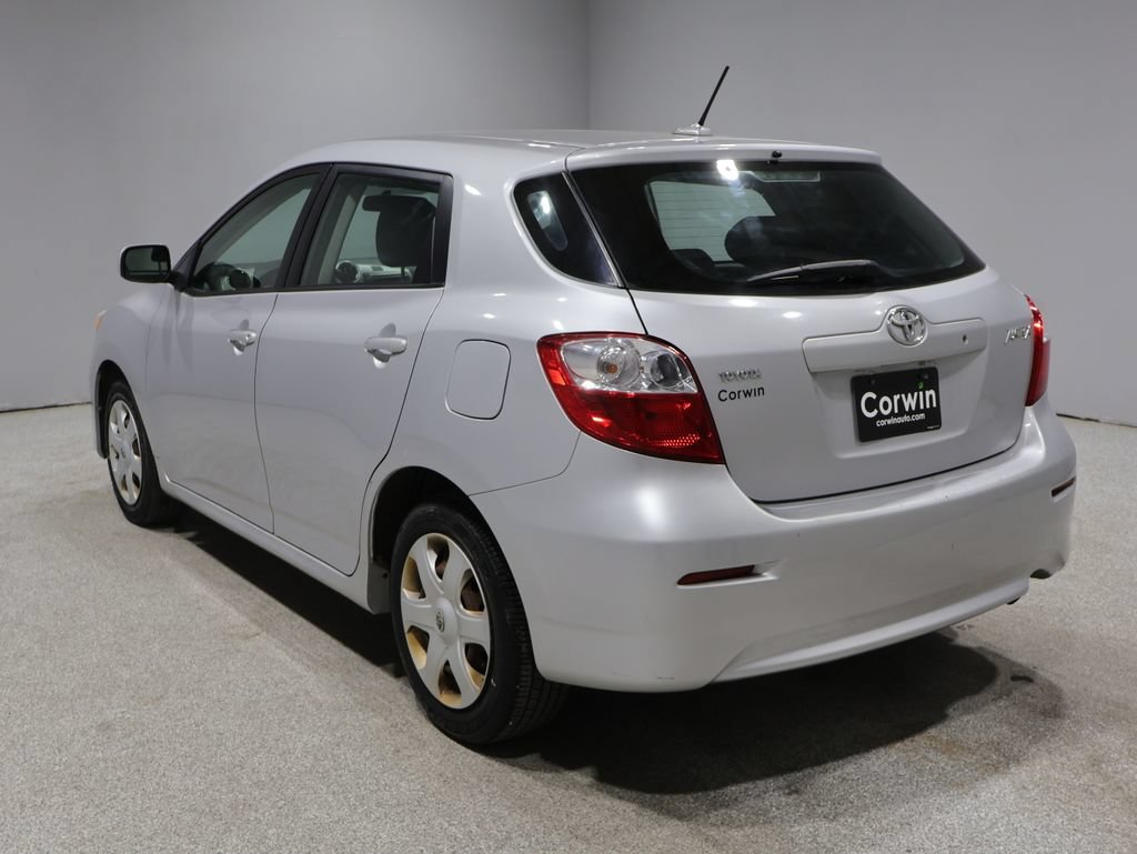 Used 2009 Toyota Matrix FWD image 5