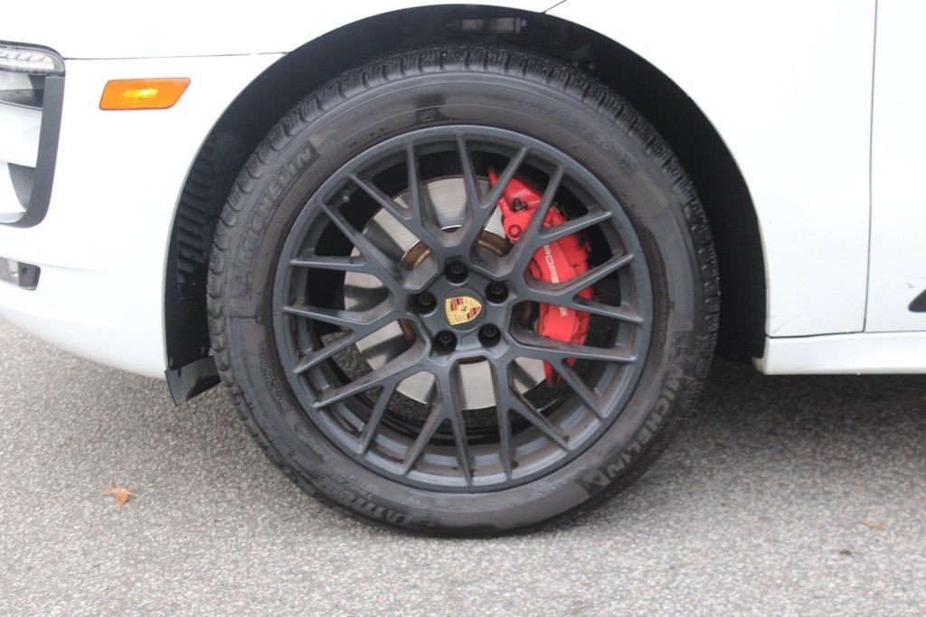 Certified 2017 Porsche Macan GTS image 12