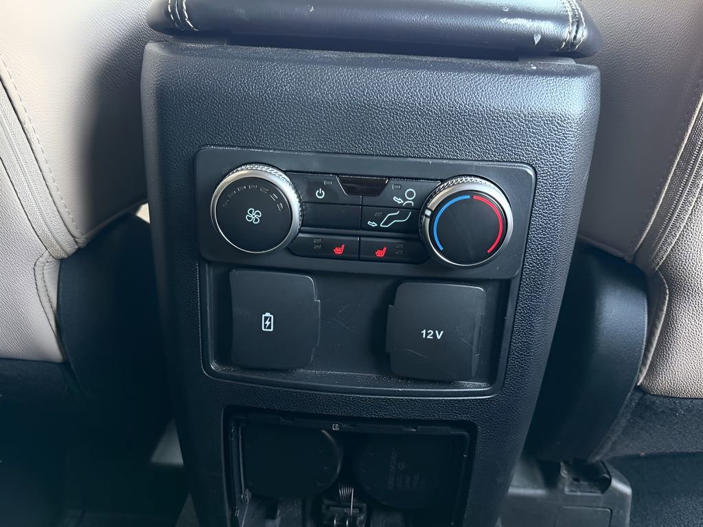 Used 2023 Ford Explorer Limited image 17