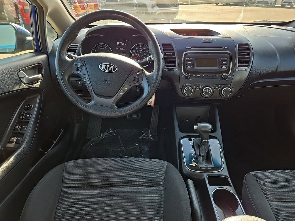 Used 2017 Kia Forte LX image 14