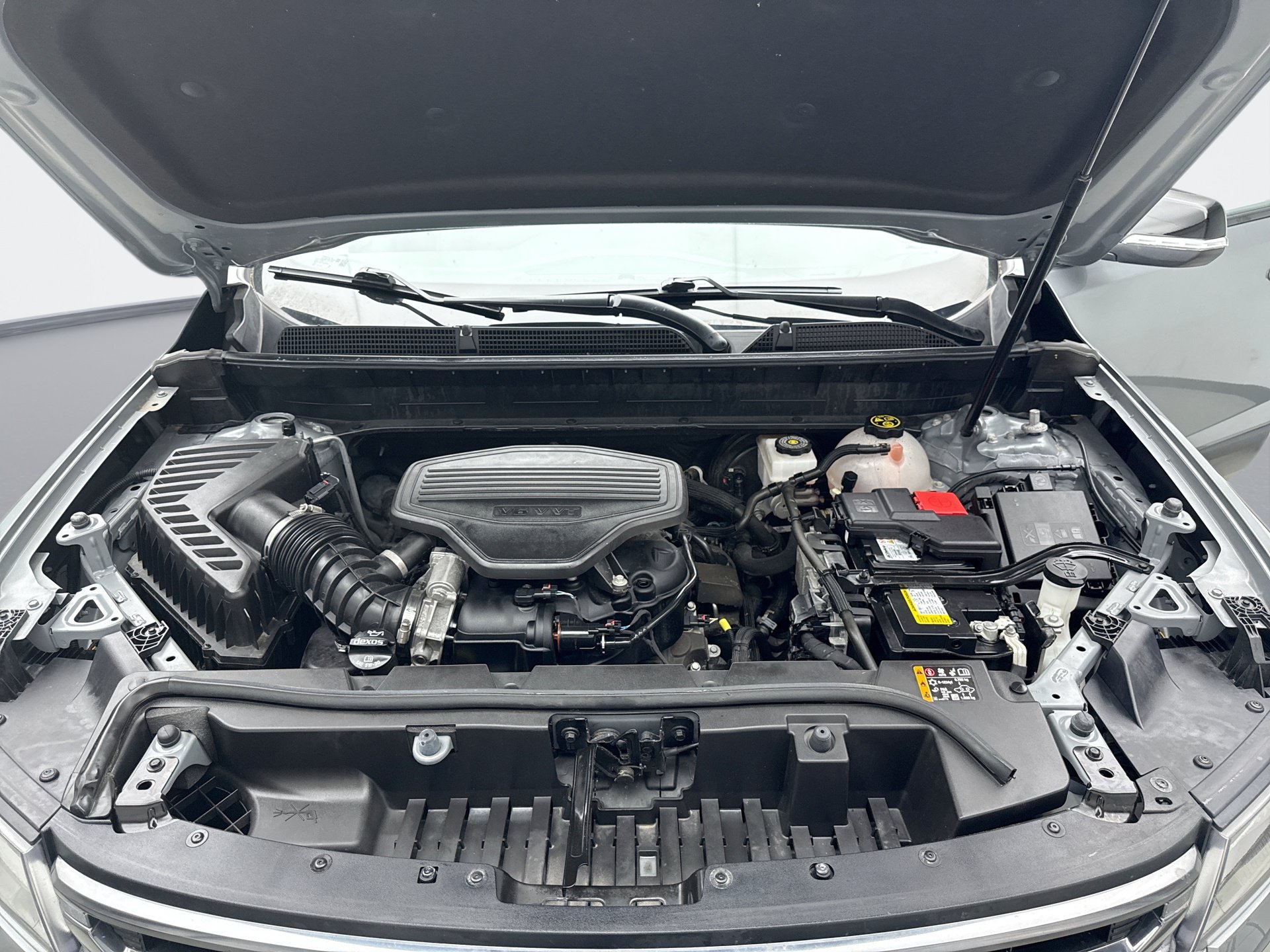 Used 2023 GMC Acadia AT4 AWD/4WD image 29