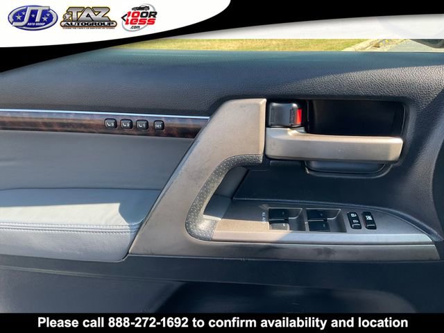 Used 2011 Toyota Land Cruiser w/ Upgrade Pkg AWD/4WD image 11
