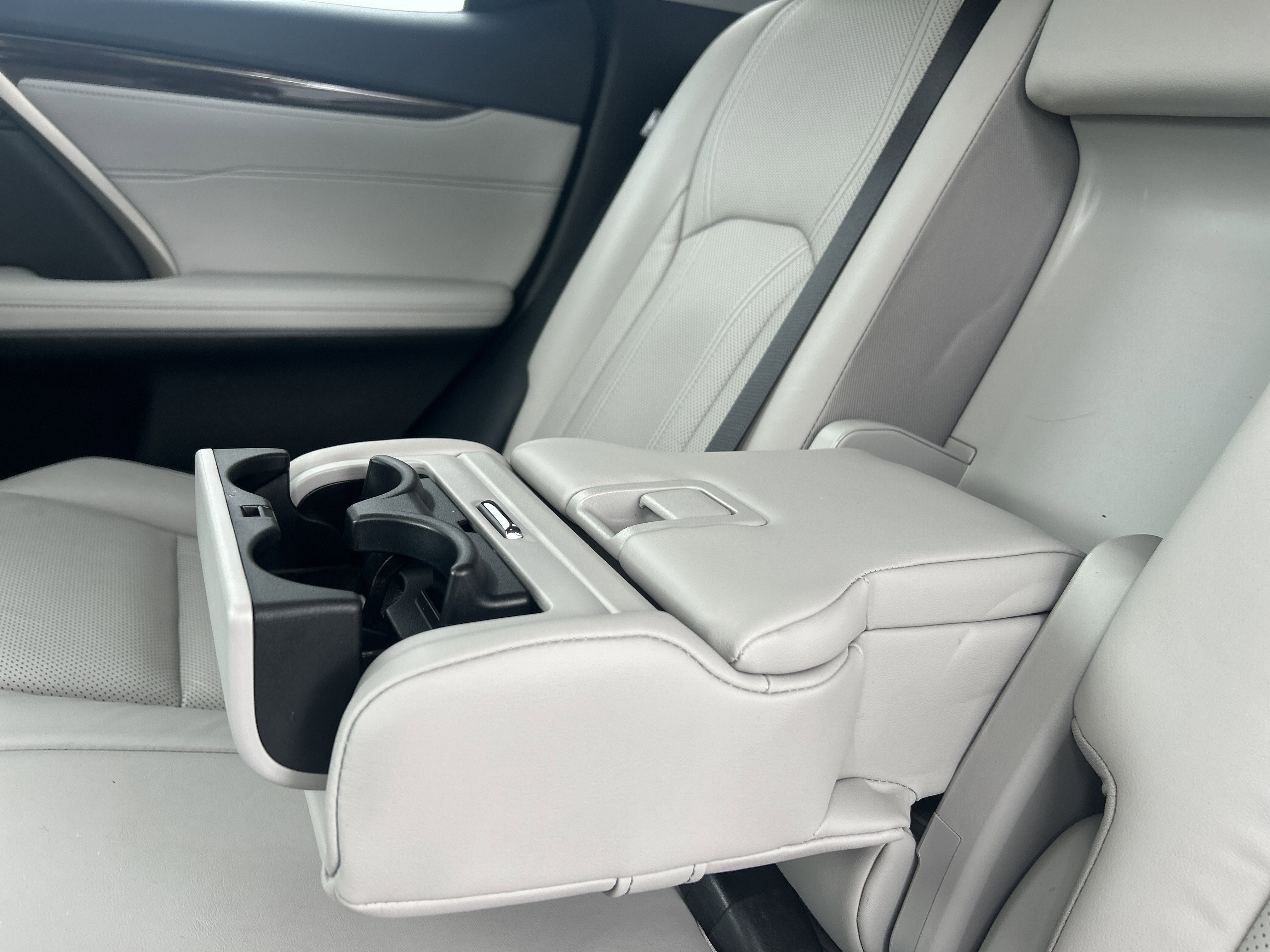 Used 2019 Lexus RX 350 FWD w/ Navigation Package image 27