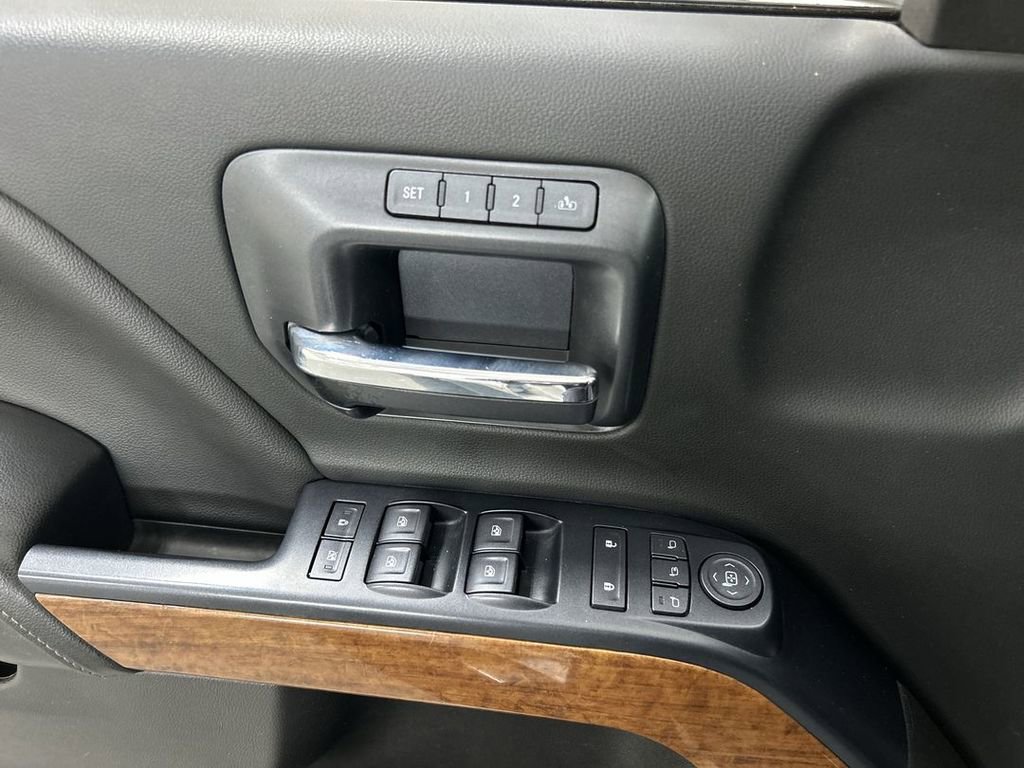 Used 2019 Chevrolet Silverado 3500 High Country w/ Duramax Plus Package image 11