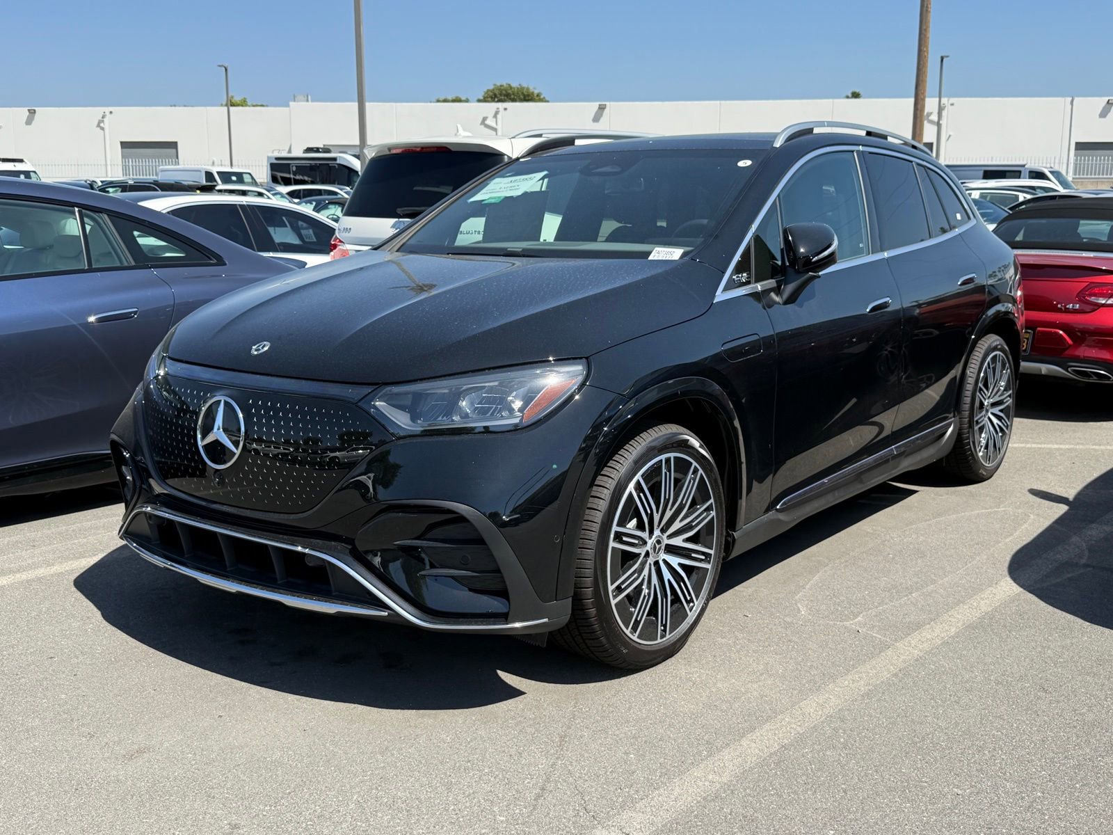 New 2026 Mercedes-Benz EQE 320+ SUV image 2