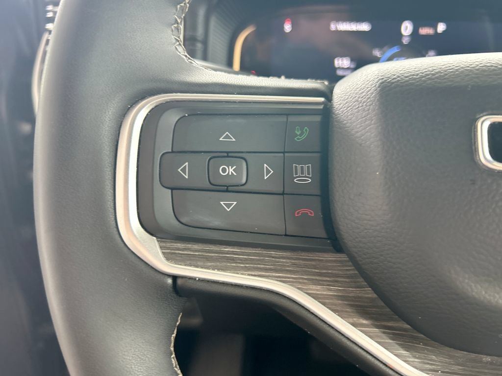 Used 2024 Jeep Wagoneer Series II AWD/4WD image 17
