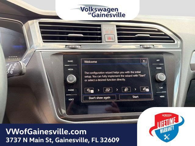 Used 2024 Volkswagen Tiguan SE AWD/4WD image 24