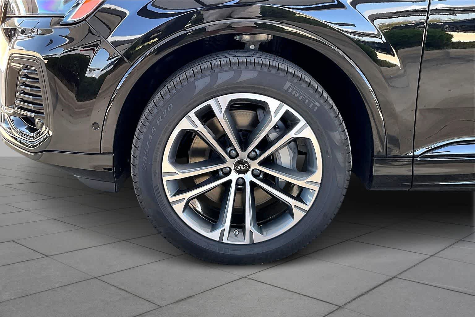 New 2026 Audi Q7 2.0T Premium AWD/4WD image 11