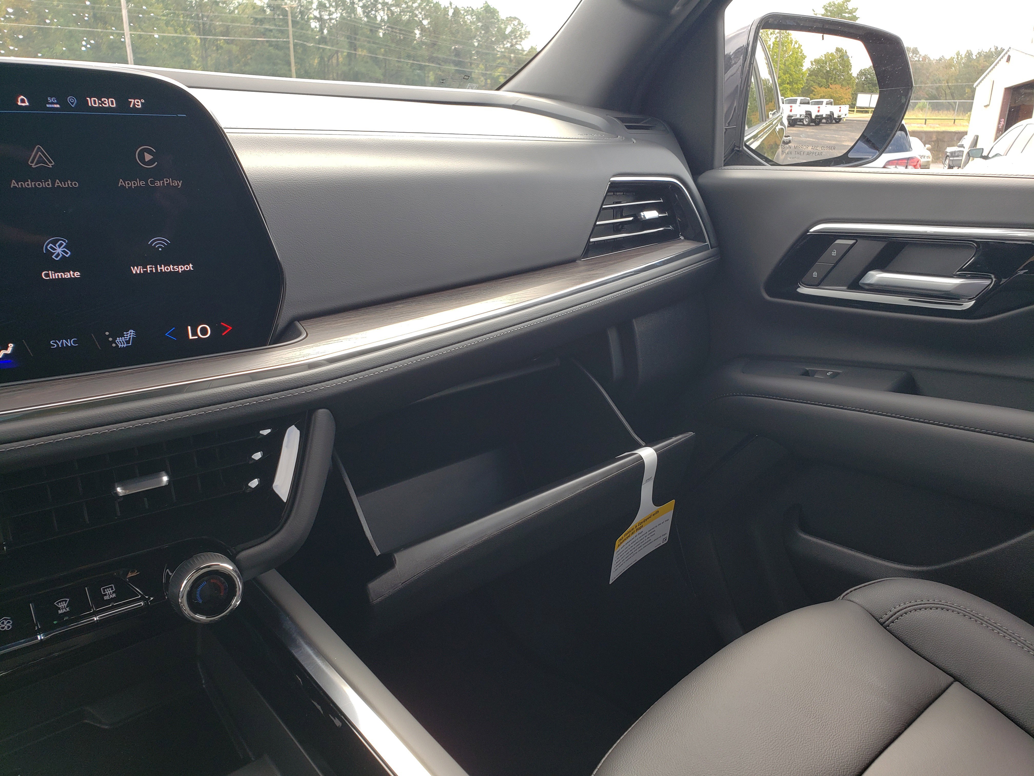 New 2026 Chevrolet Tahoe LT w/ Comfort Package image 25