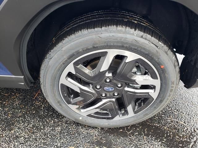 New 2025 Subaru Forester Premium image 20