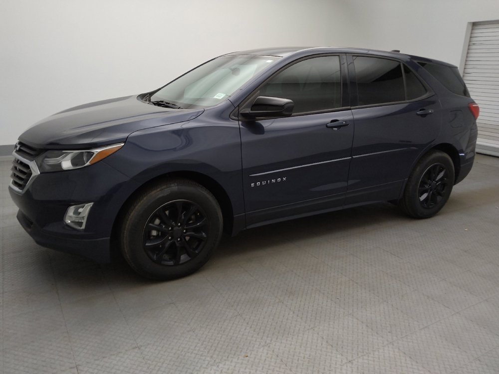 Used 2019 Chevrolet Equinox LS FWD image 2