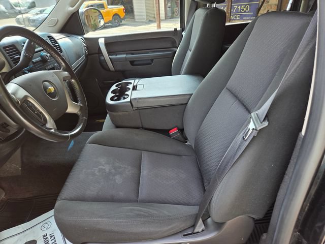 Used 2014 Chevrolet Silverado 2500 LT w/ Interior Plus Package AWD/4WD image 18
