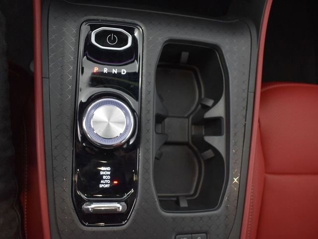 Used 2025 Jeep Wagoneer S Launch Edition w/ Trailer Tow Group image 27