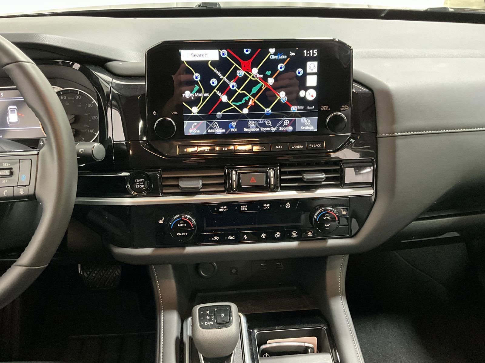 Used 2025 Nissan Pathfinder SL w/ Black Appearance Package image 7