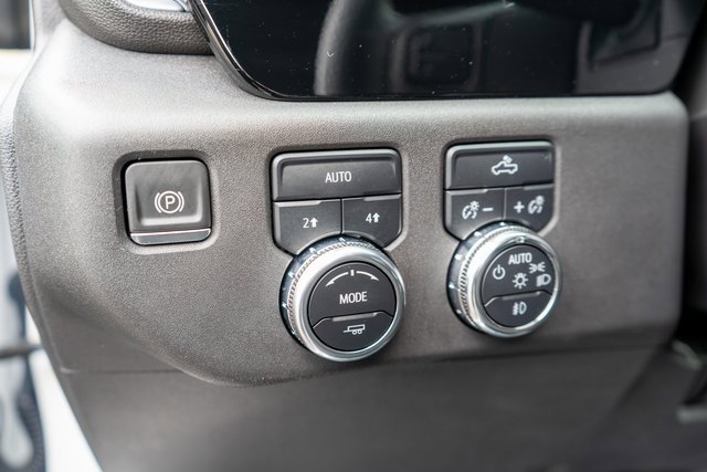 Used 2024 GMC Sierra 1500 Elevation image 20