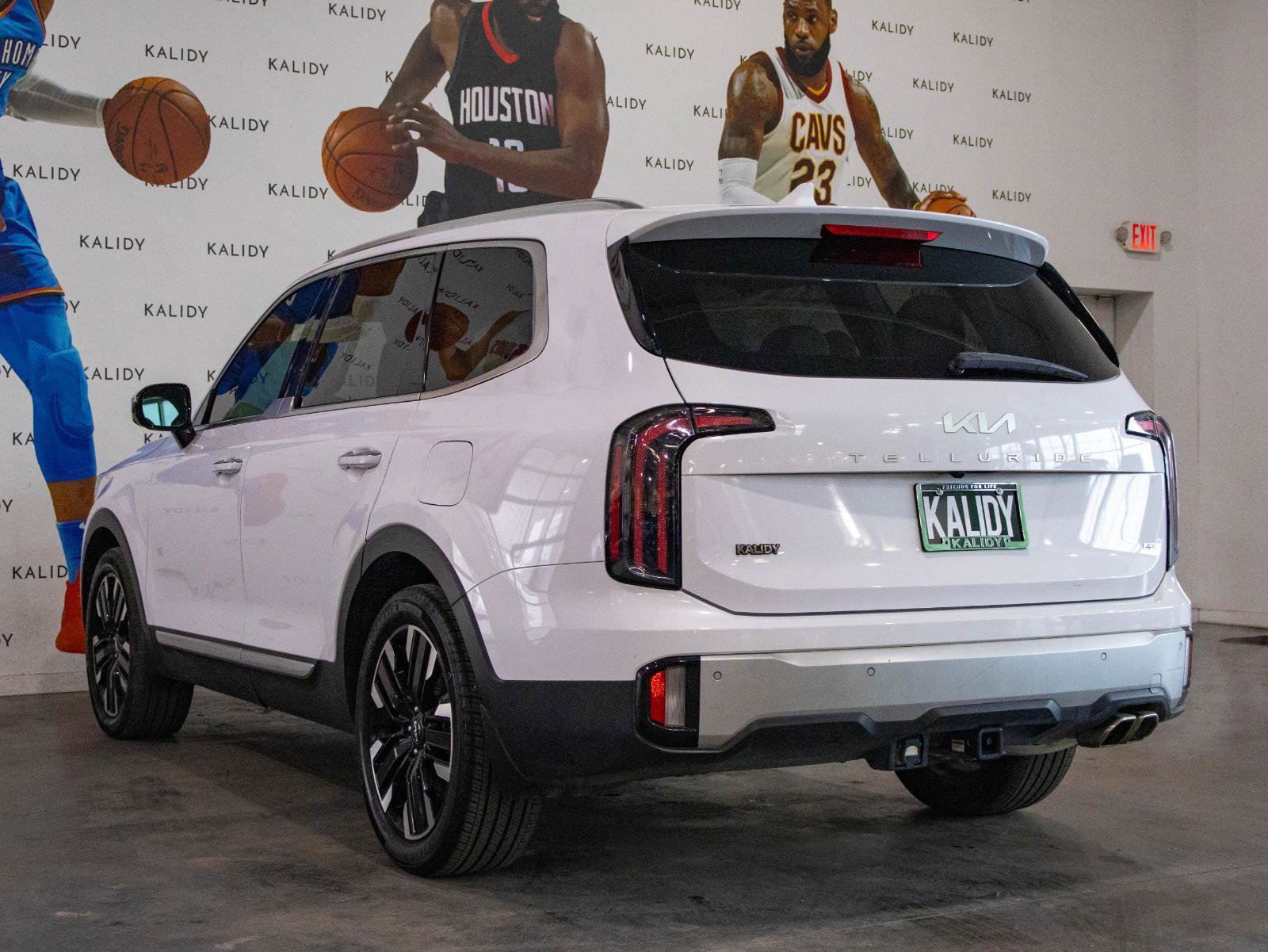 Used 2024 Kia Telluride SX w/ Towing Package AWD/4WD image 24