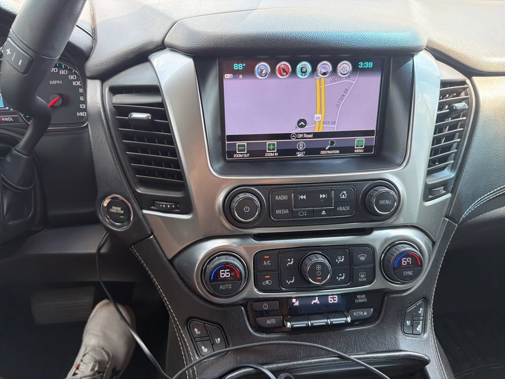 Used 2018 Chevrolet Suburban Premier AWD/4WD image 12
