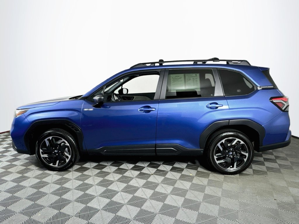 Used 2026 Subaru Forester Premium AWD/4WD image 4