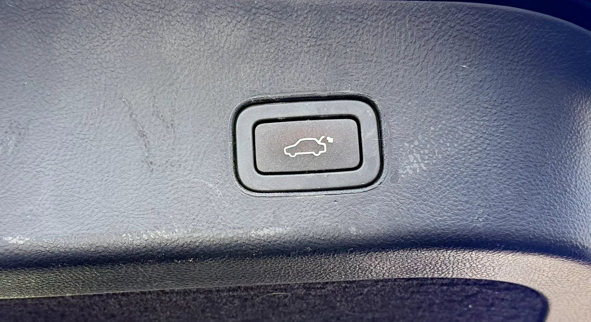 Used 2013 Land Rover Range Rover Sport HSE LUX image 43