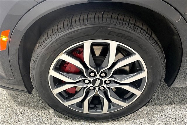 Used 2023 Cadillac XT6 Sport image 36