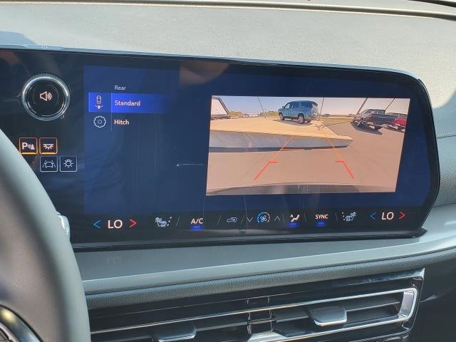 New 2026 Chevrolet Traverse LT image 20