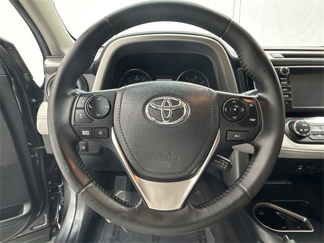 Used 2018 Toyota RAV4 XLE image 14