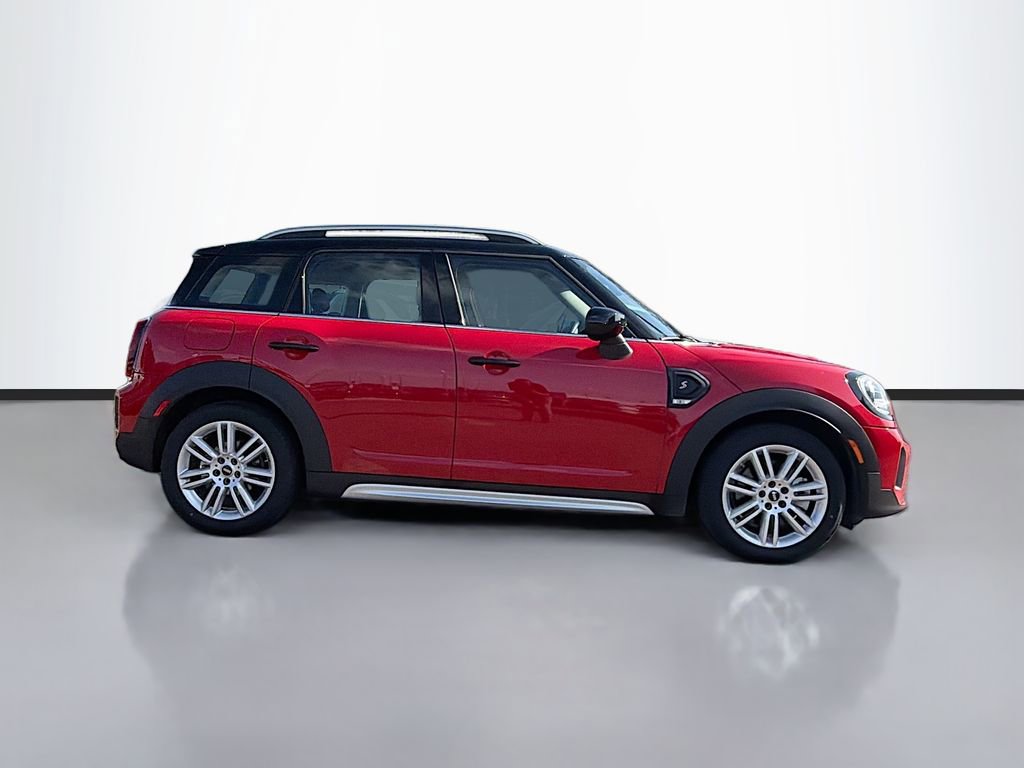 Used 2024 MINI Cooper Countryman S w/ Premium Package image 2