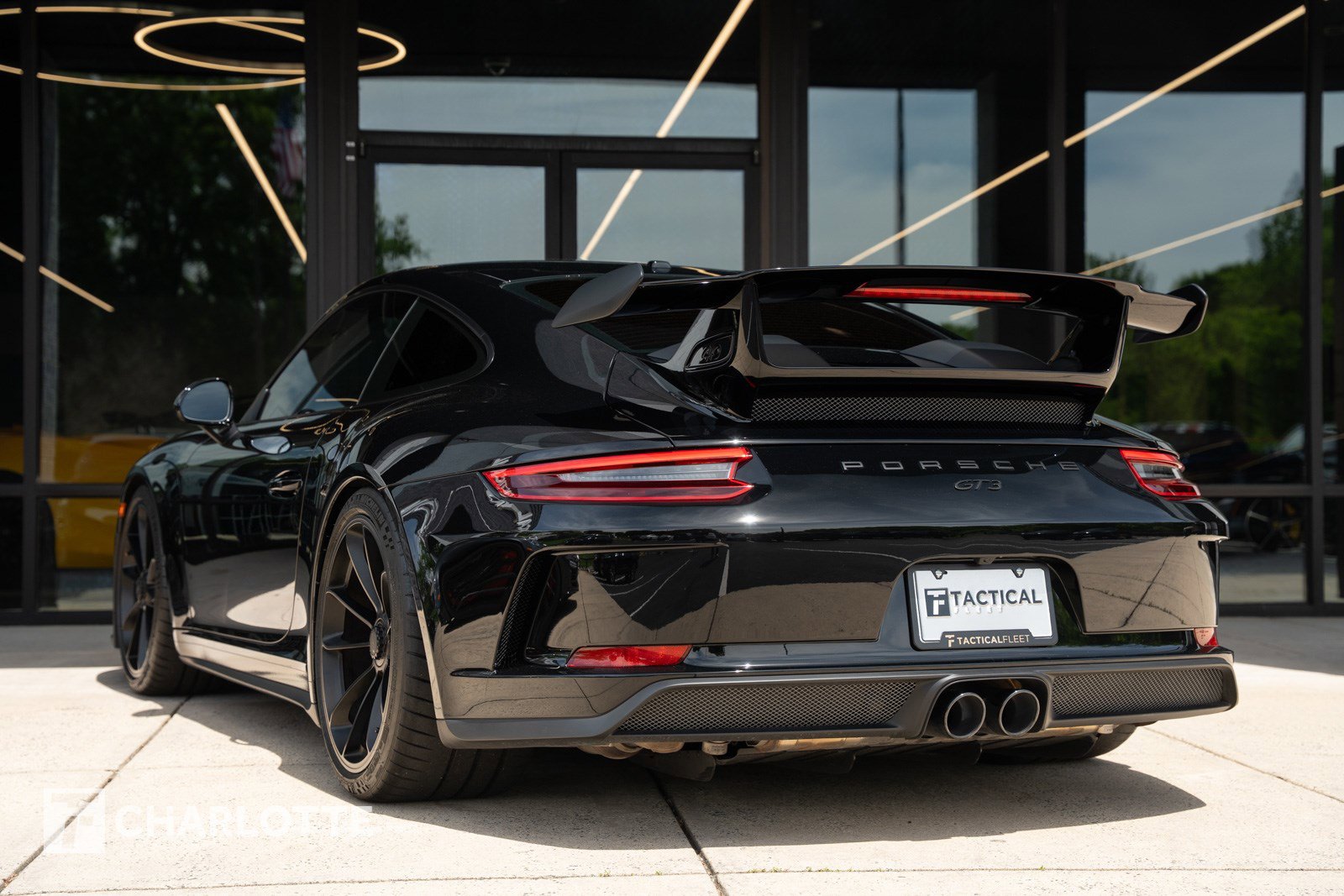 Used 2018 Porsche 911 GT3 RWD image 11
