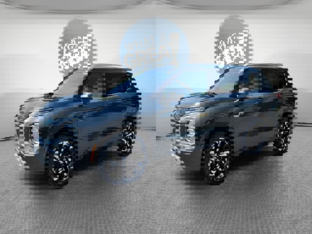 New 2025 Mitsubishi Outlander SEL image 3