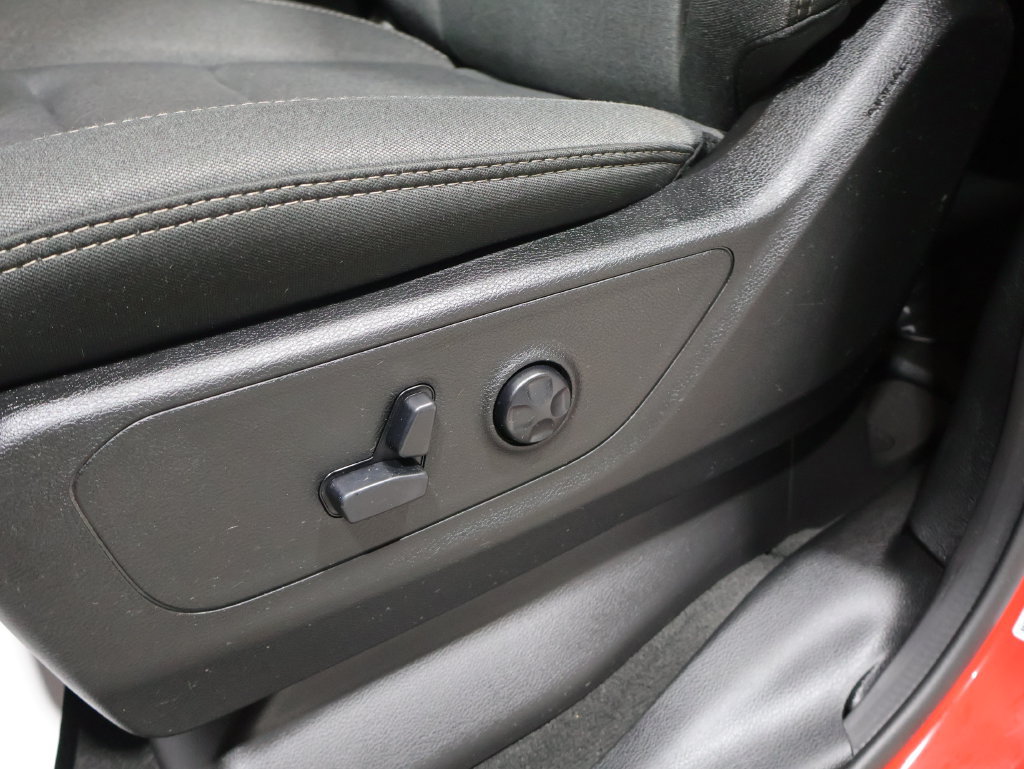 Used 2020 RAM 1500 Big Horn AWD/4WD image 10