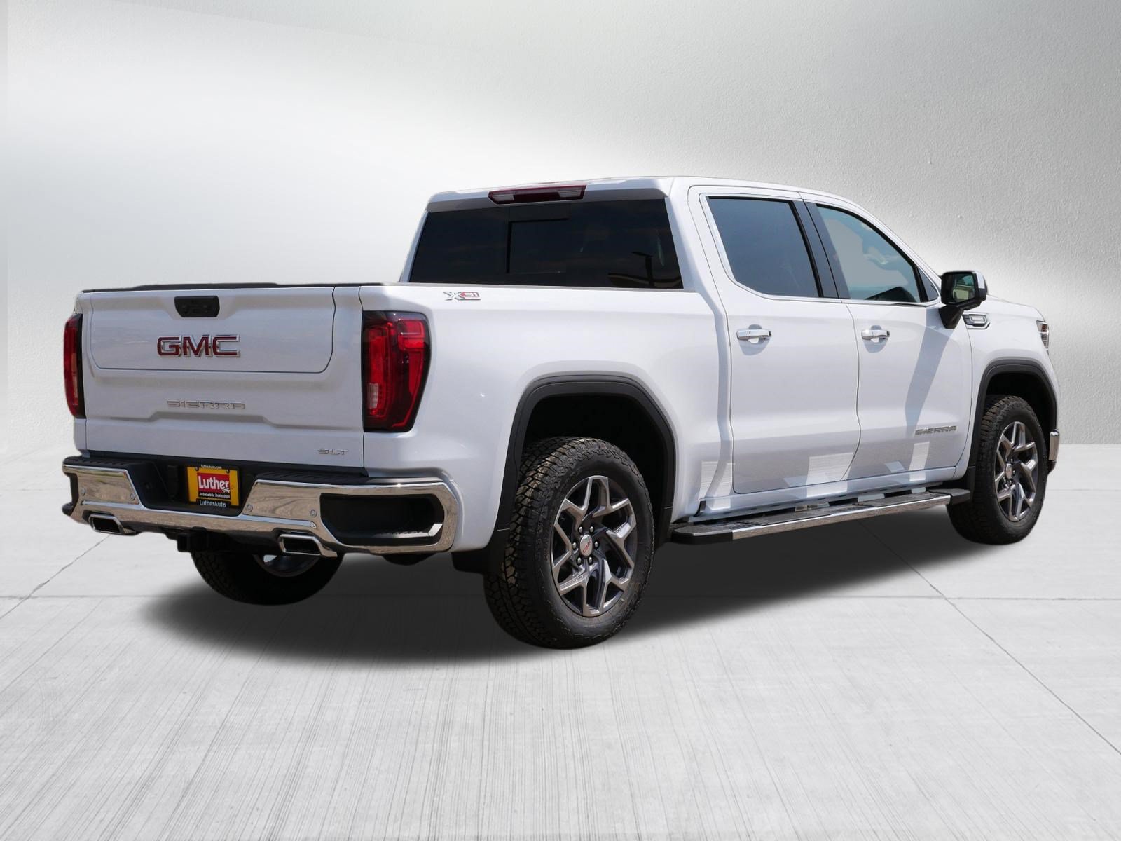 New 2026 GMC Sierra 1500 SLT w/ SLT Premium Plus Package AWD/4WD image 5