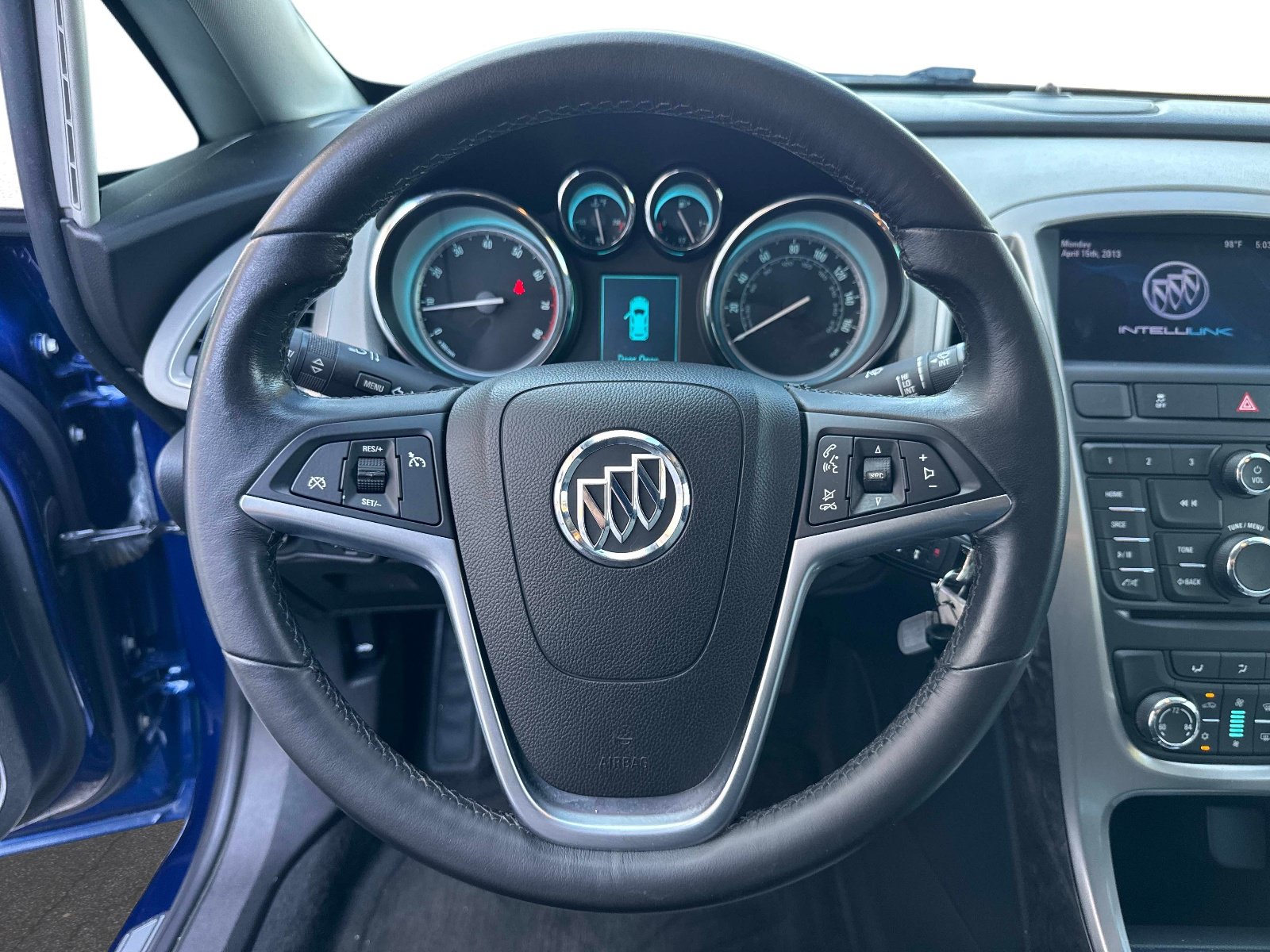 Used 2013 Buick Verano FWD image 26