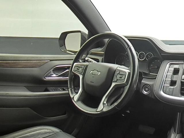 Used 2021 Chevrolet Suburban LT AWD/4WD image 30