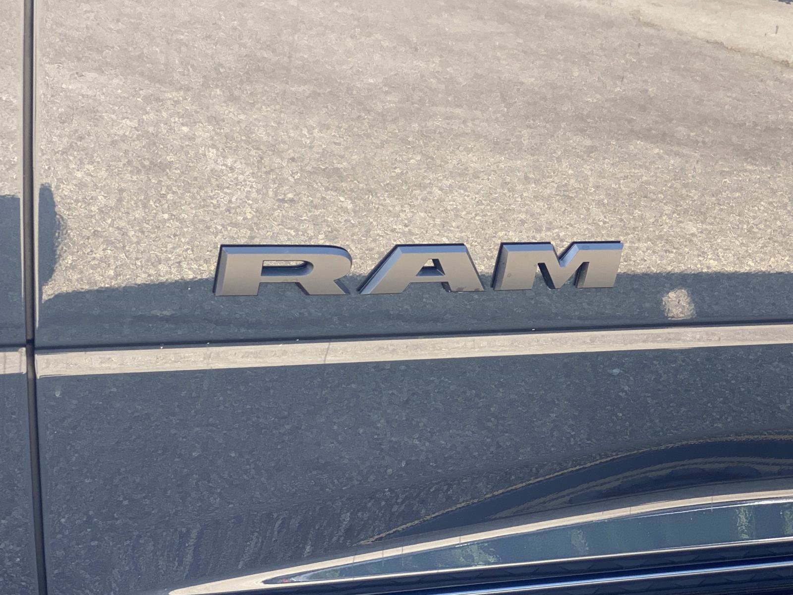 New 2027 RAM 2500 Big Horn AWD/4WD image 9