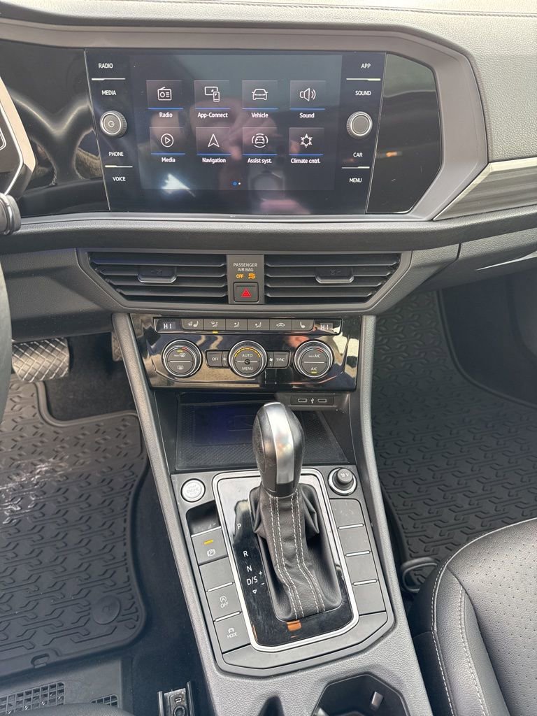 Used 2021 Volkswagen Jetta SEL image 23