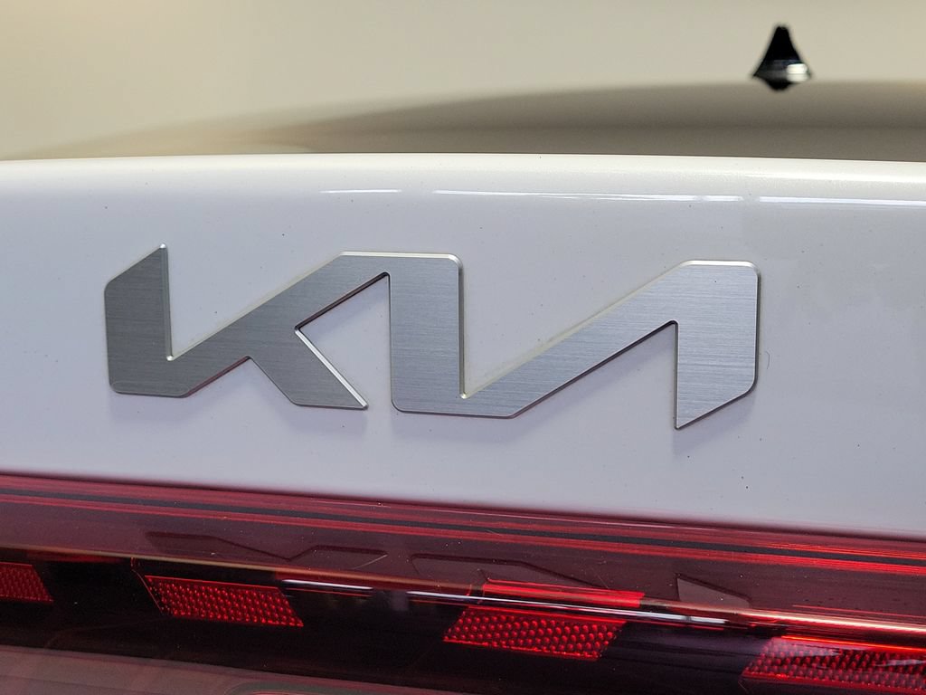 Used 2023 Kia K5 EX FWD image 7
