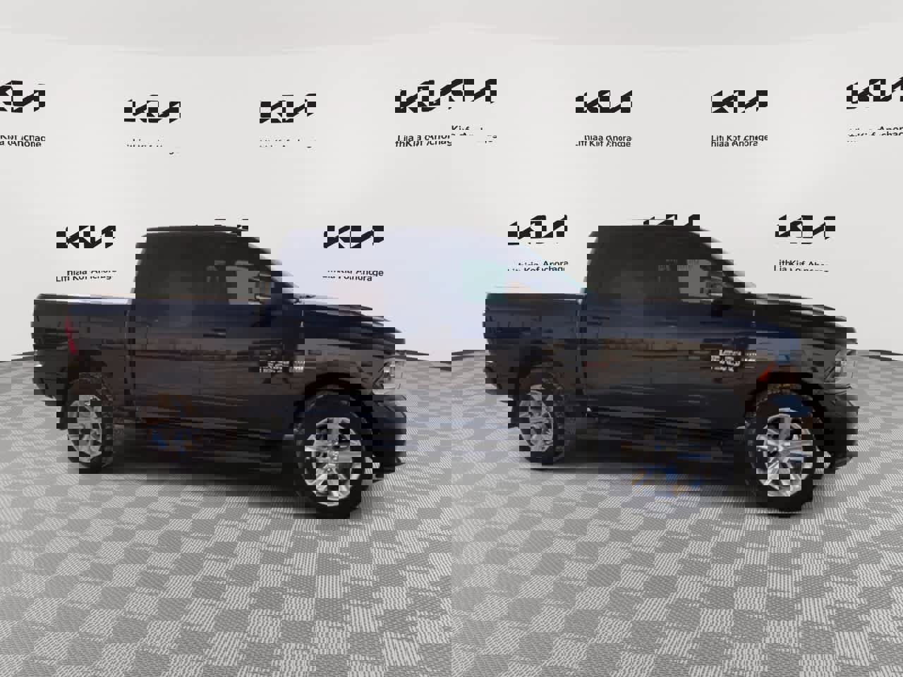 Used 2018 RAM 1500 Sport w/ Sport Premium Group image 9