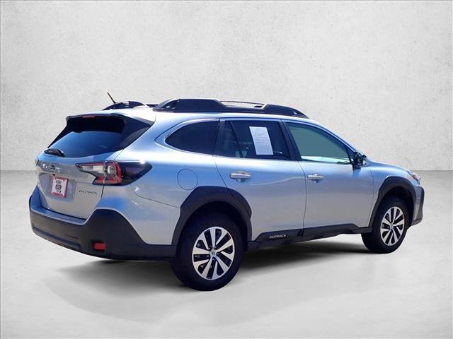Certified 2025 Subaru Outback Premium AWD/4WD image 4