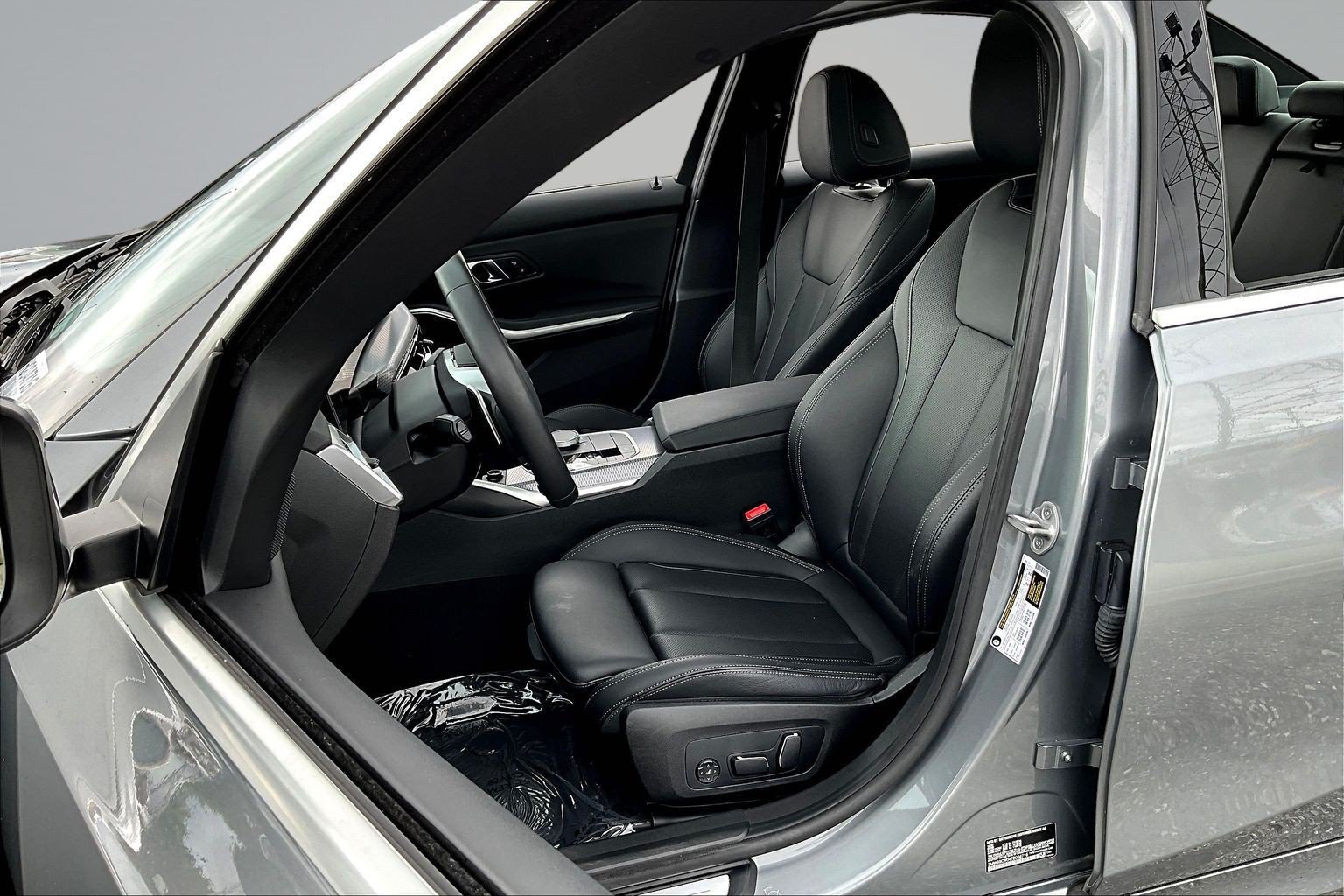 Used 2026 BMW 330i Sedan RWD image 18