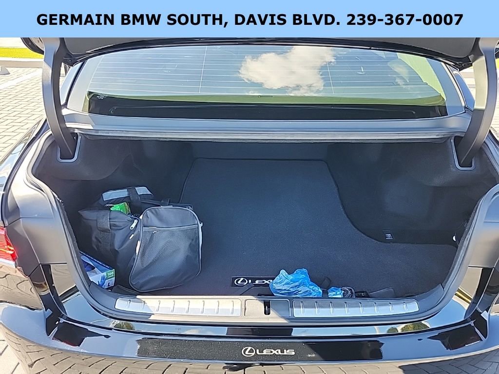 Used 2020 Lexus LS 500 w/ Interior Upgrade Package image 15