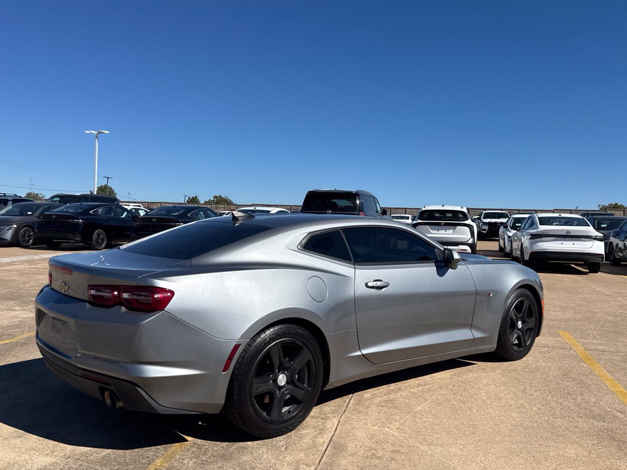 Used 2023 Chevrolet Camaro LT RWD image 27
