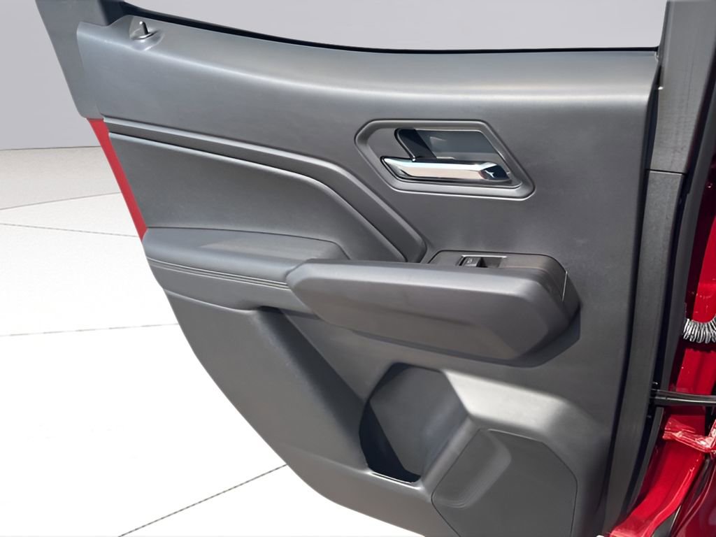 New 2025 GMC Canyon Elevation w/ Convenience Package image 39