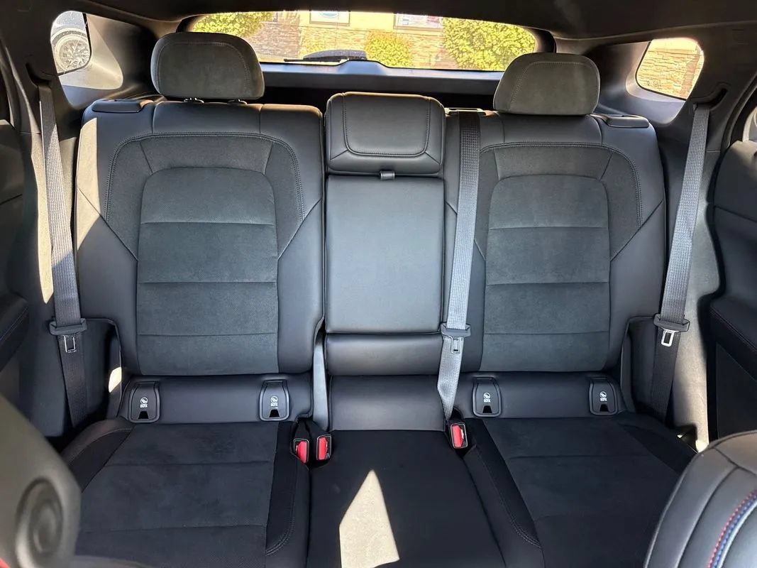 Used 2024 Chevrolet Blazer EV RS AWD/4WD image 32