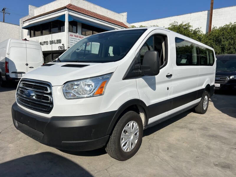 Used 2019 Ford Transit 350 XLT image 3